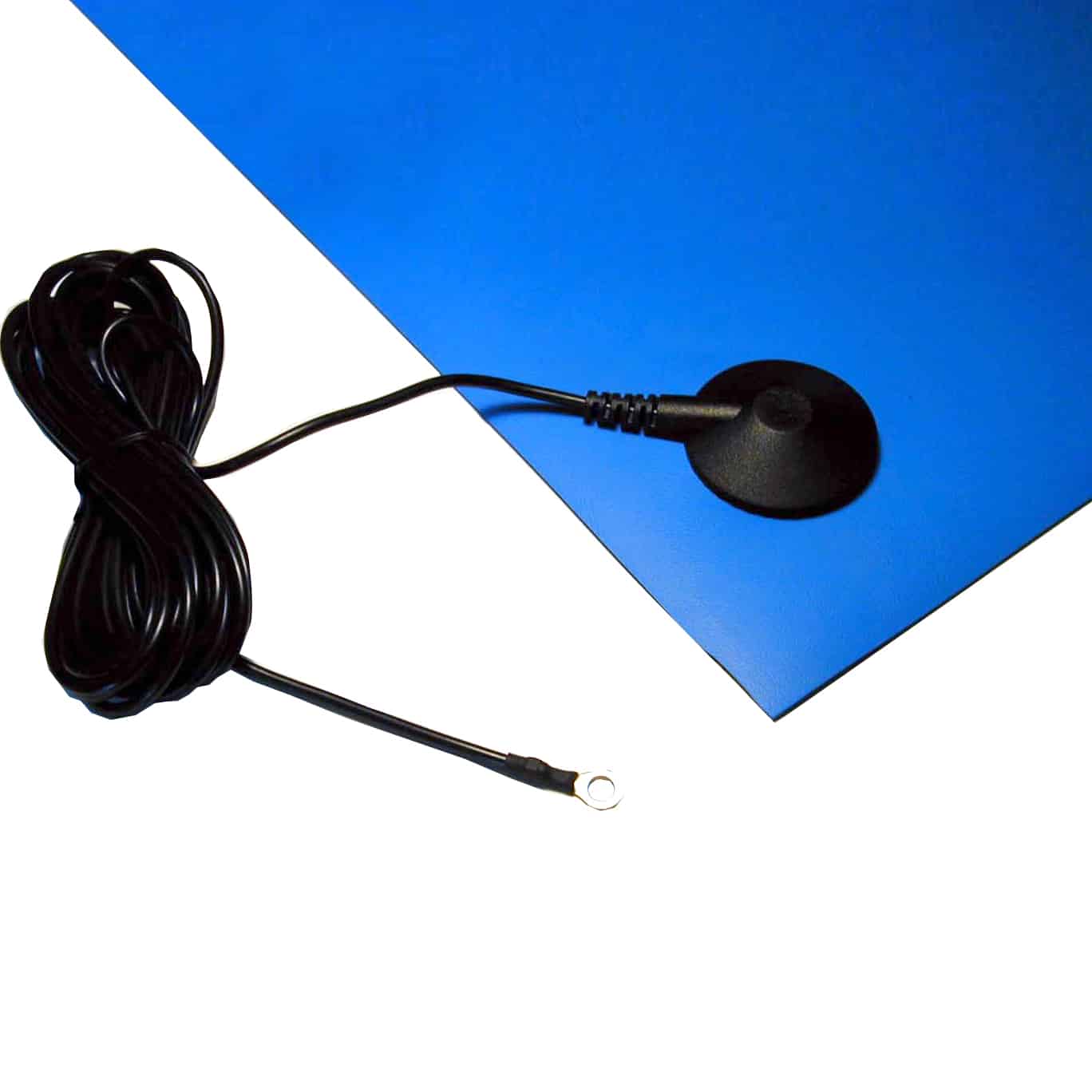 Low profile ESD floor mat ground cord